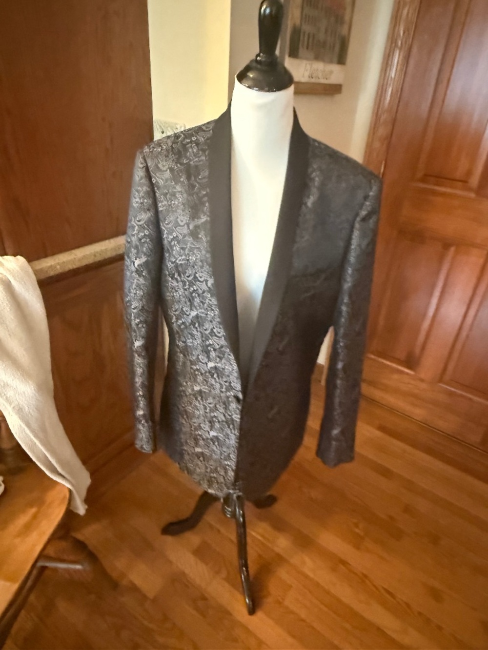 Mens paisley suit /tuxedo jacket